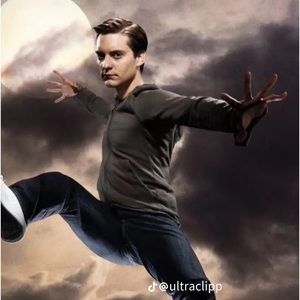 Meet your Posher, Ella